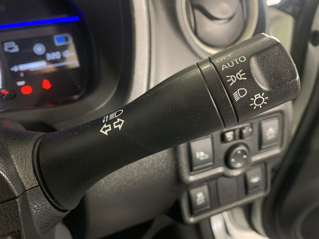 2017 Nissan Note e-power Hatchback LOW KMS + PUSH BUTTON START + AUTO LIGHTS 