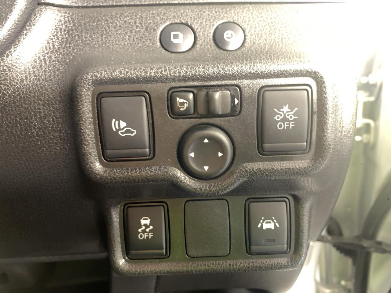 2017 Nissan Note e-power Hatchback LOW KMS + PUSH BUTTON START + AUTO LIGHTS 