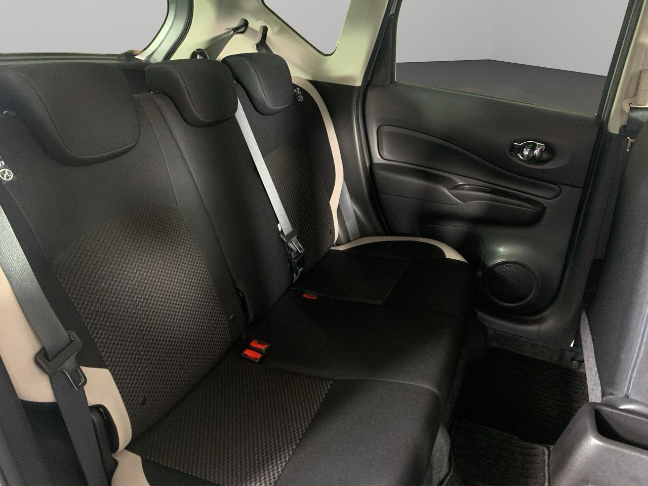 2017 Nissan Note e-power Hatchback LOW KMS + PUSH BUTTON START + AUTO LIGHTS 