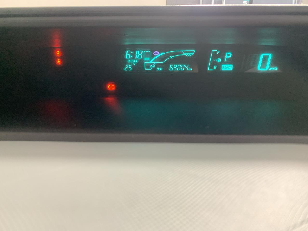 2012 Toyota Aqua S Hatchback PUSH BUTTON START + AUTO LIGHTS + REVERSING CAMERA