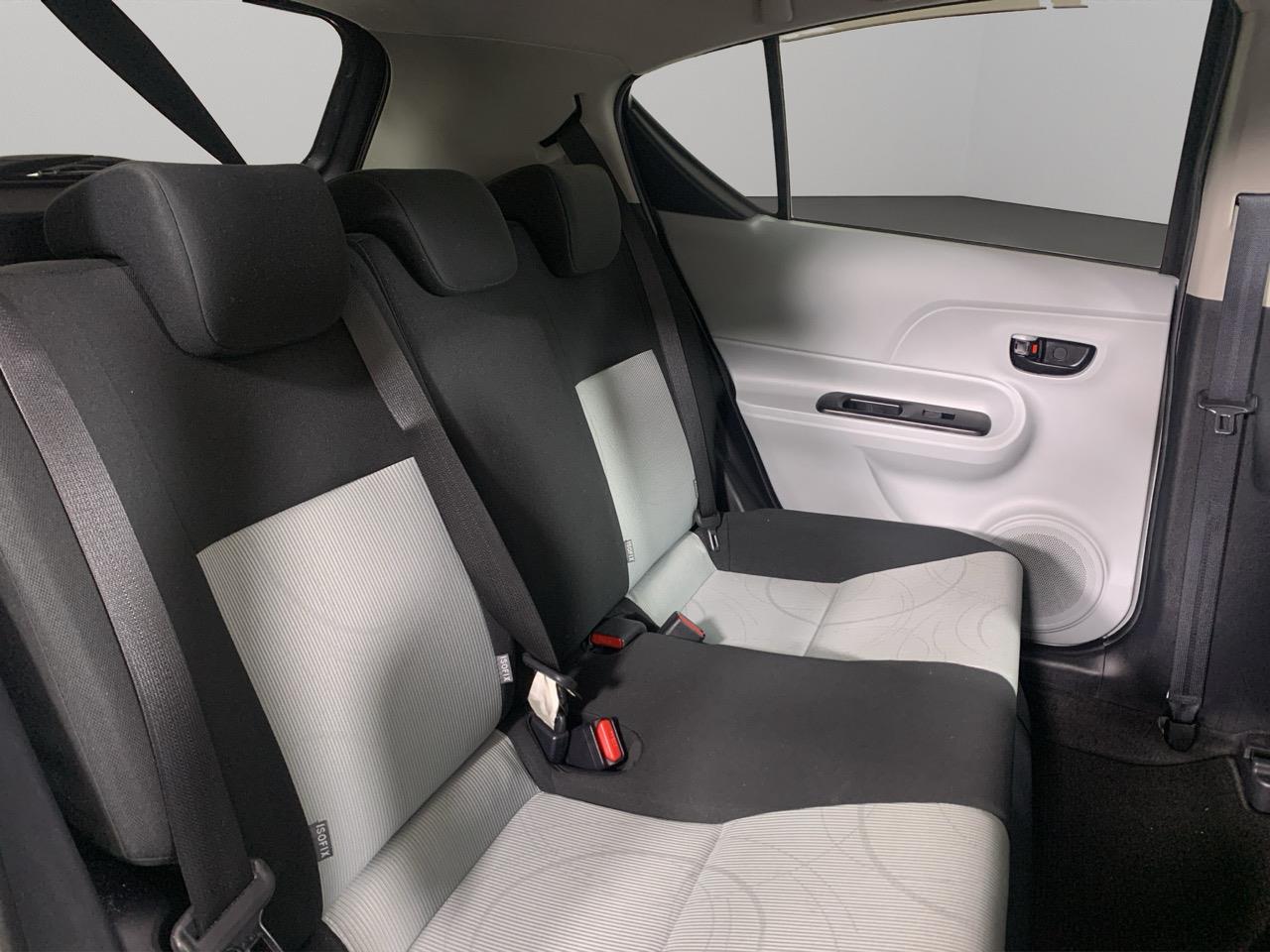 2012 Toyota Aqua S Hatchback PUSH BUTTON START + AUTO LIGHTS + REVERSING CAMERA