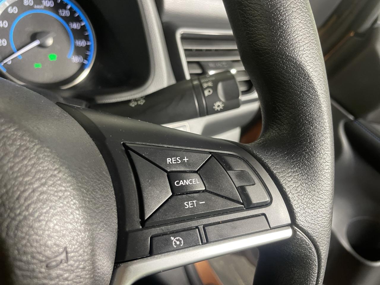 2021 Nissan Leaf S Hatchback LOW KMS + REVERSING CAMERA + PARKING SENSORS