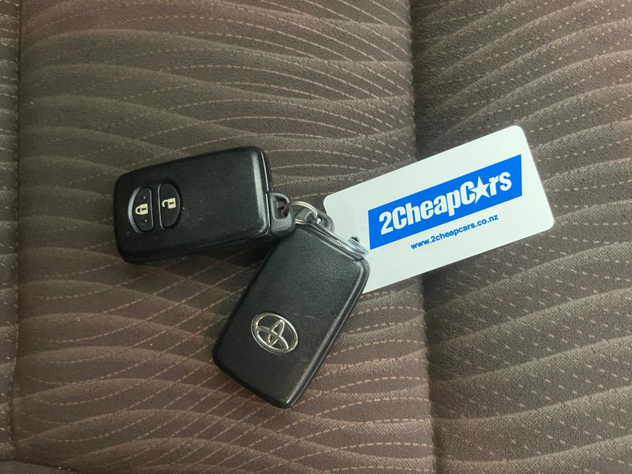 2012 Toyota Aqua G Hatchback HEATED SEATS + AUTO LIGHTS + PUSH START