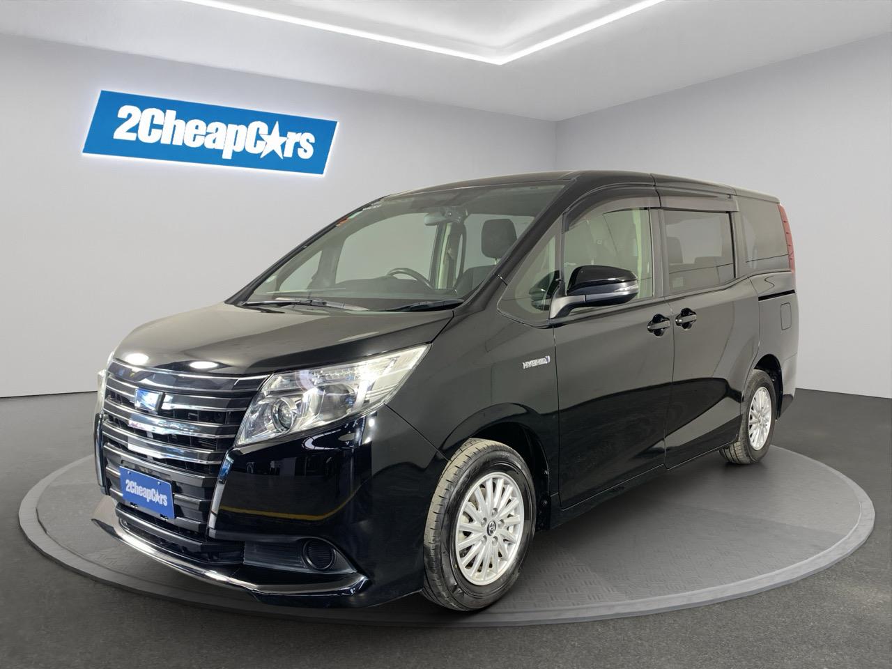 2014 Toyota Noah Hybrid G People Mover
