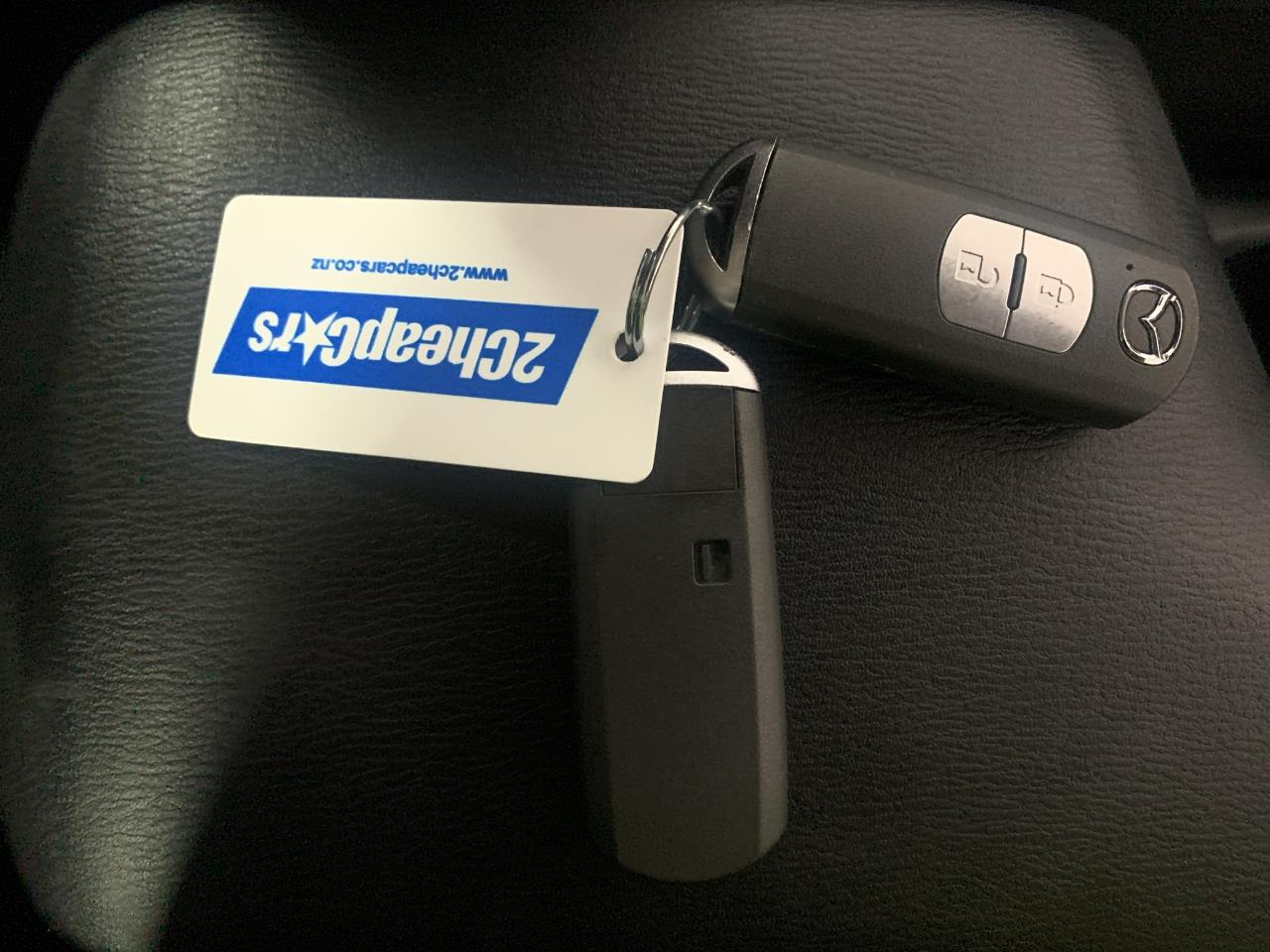 2015 Mazda Axela 3 1.5S New Shape Hatchback AUTO LIGHTS + KEYLESS ENTRY + REVERSING CAMERA