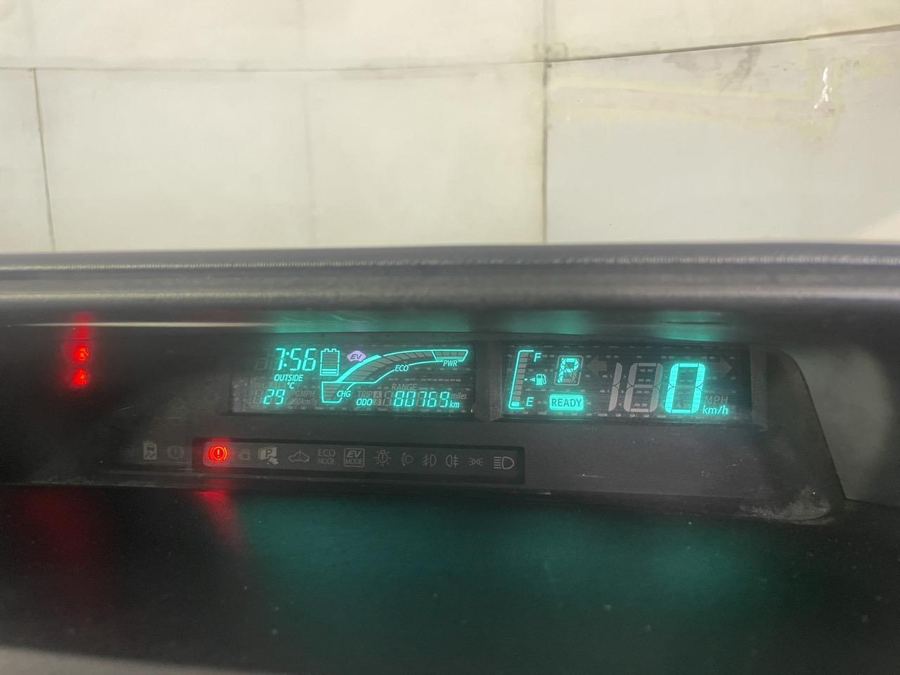 2013 Toyota Aqua G Hatchback AUTO LIGHTS + PUSH BUTTON START