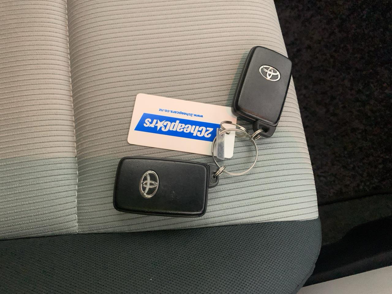 2013 Toyota Aqua S Hatchback PUSH SRART + AUTO LIGHTS