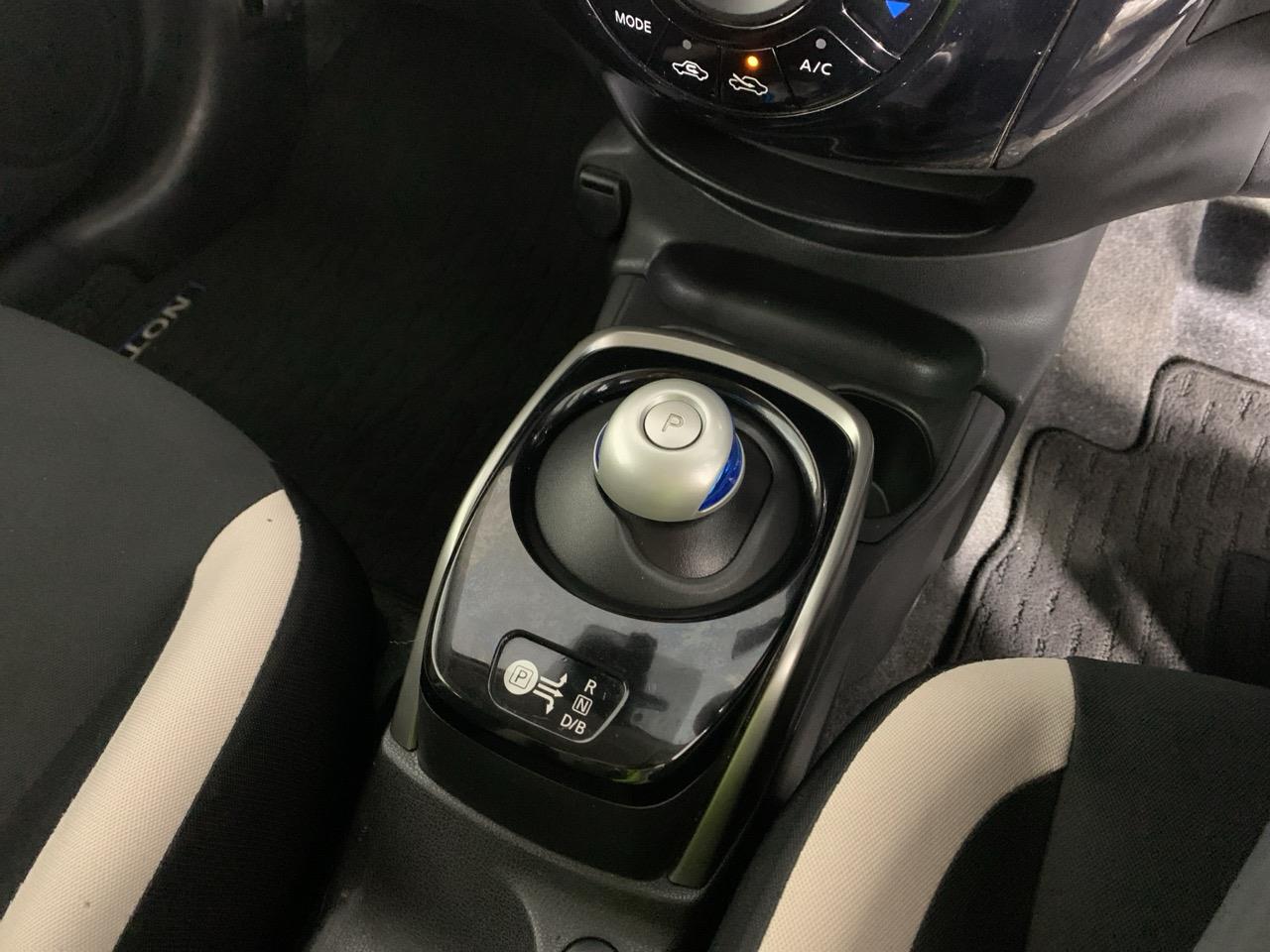 2018 Nissan Note e-power Hatchback REVERSING CAMERA + PARKING SENSORS + AUTO LIGHTS