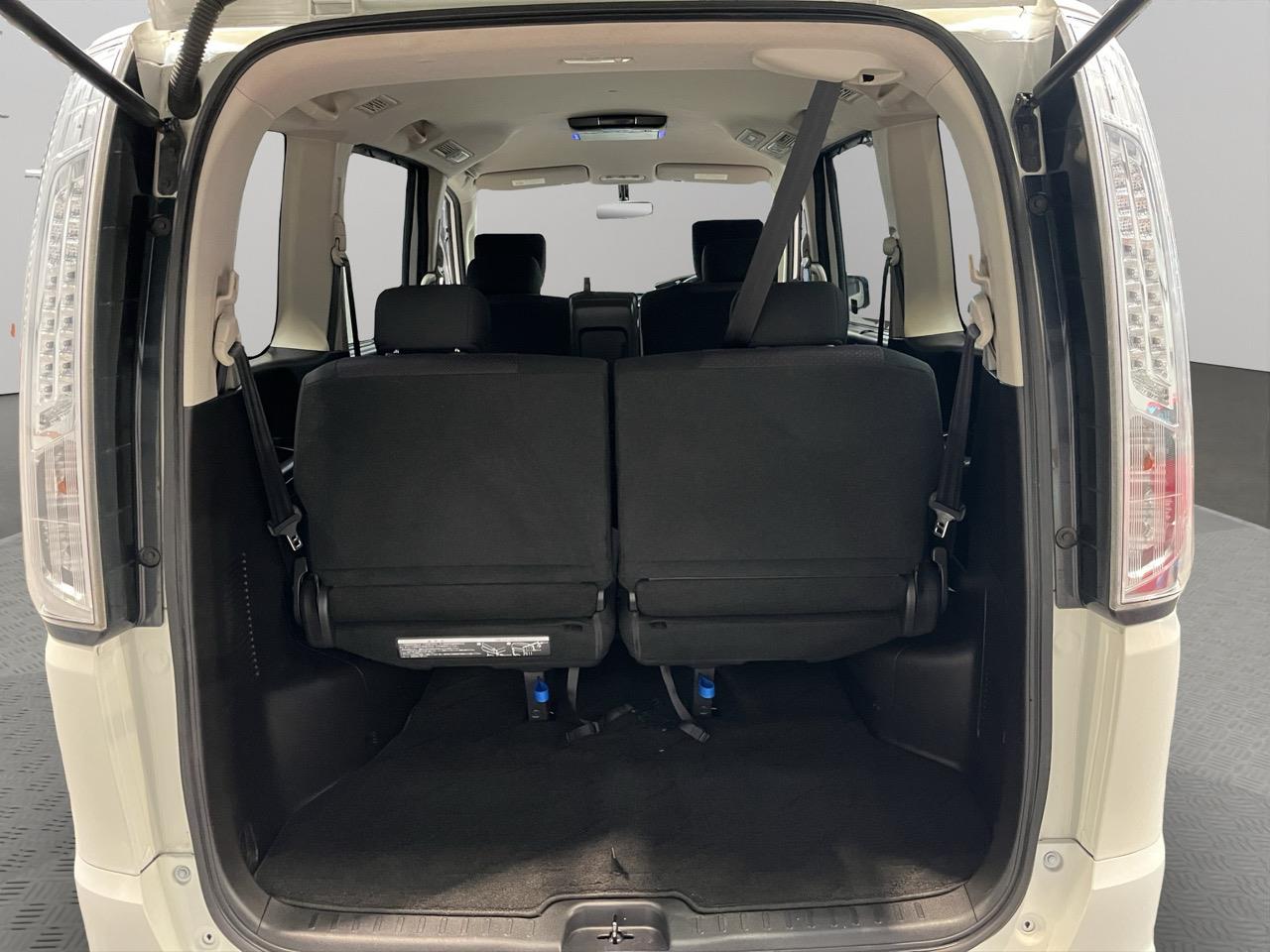 2013 Nissan Serena Hybrid Highway Star People Mover POWER SLIDING DOORS + CRUISE CONTROL