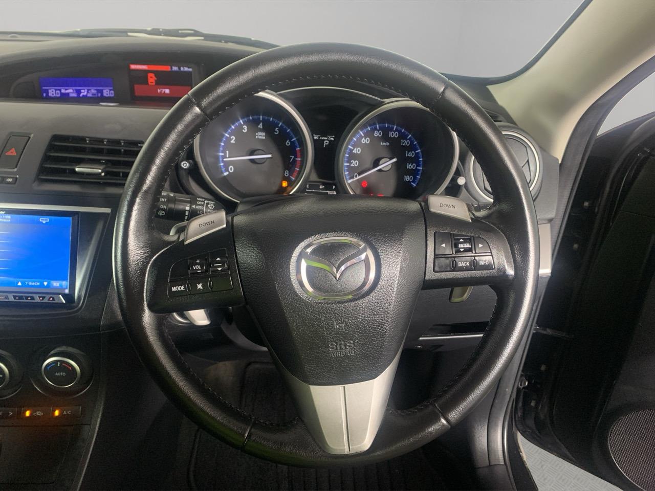 2013 Mazda Axela 3 Sport 2.0S Hatchback AUTO LIGHTS + I-STOP + KEYLESS ENTRY