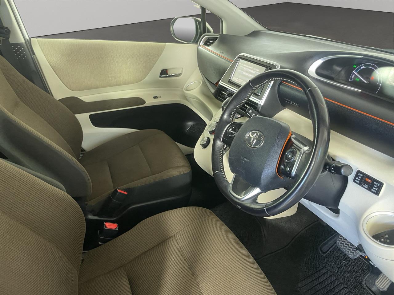 2015 Toyota Sienta HYBRID G People Mover ELECTRIC SLIDING DOORS + REVERSING CAMERA