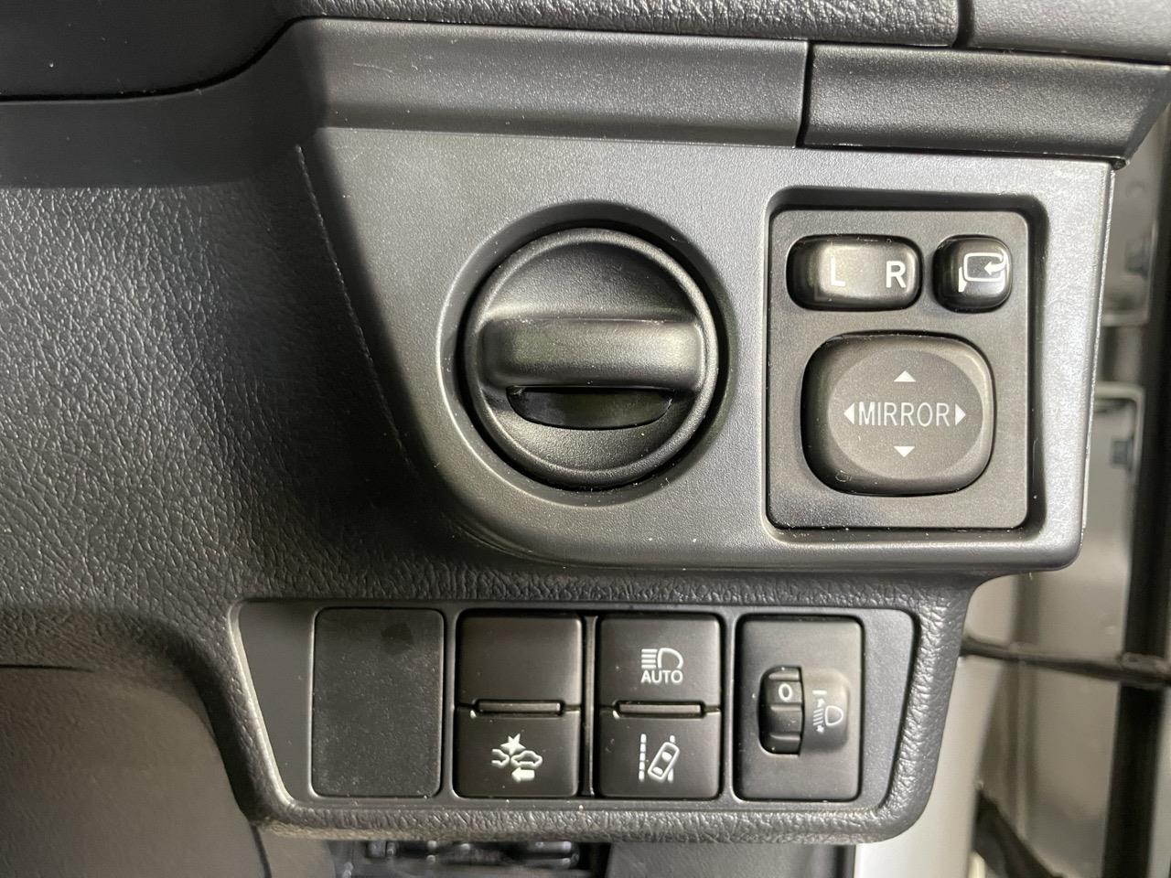 2016 Toyota Corolla Fielder Hybrid New Shape Station Wagon REVERSING CAMERA + PARKING SENSORS