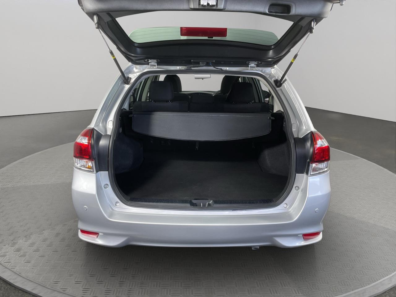 2016 Toyota Corolla Fielder Hybrid New Shape Station Wagon REVERSING CAMERA + PARKING SENSORS