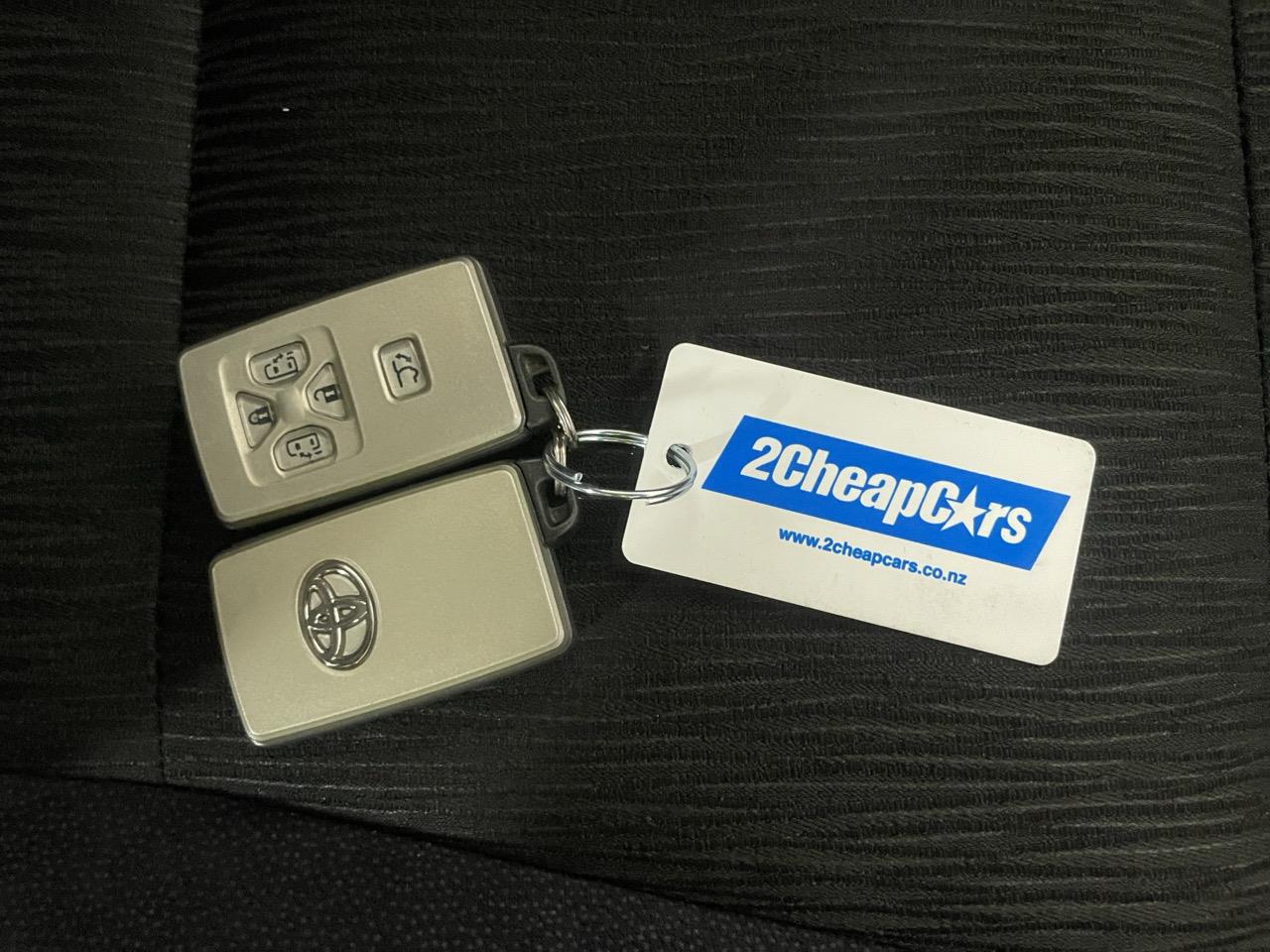 2013 Toyota Vellfire 2.4 ZG Edition People Mover ELECTRIC SLIDING DOORS + REVERSING CAMERA