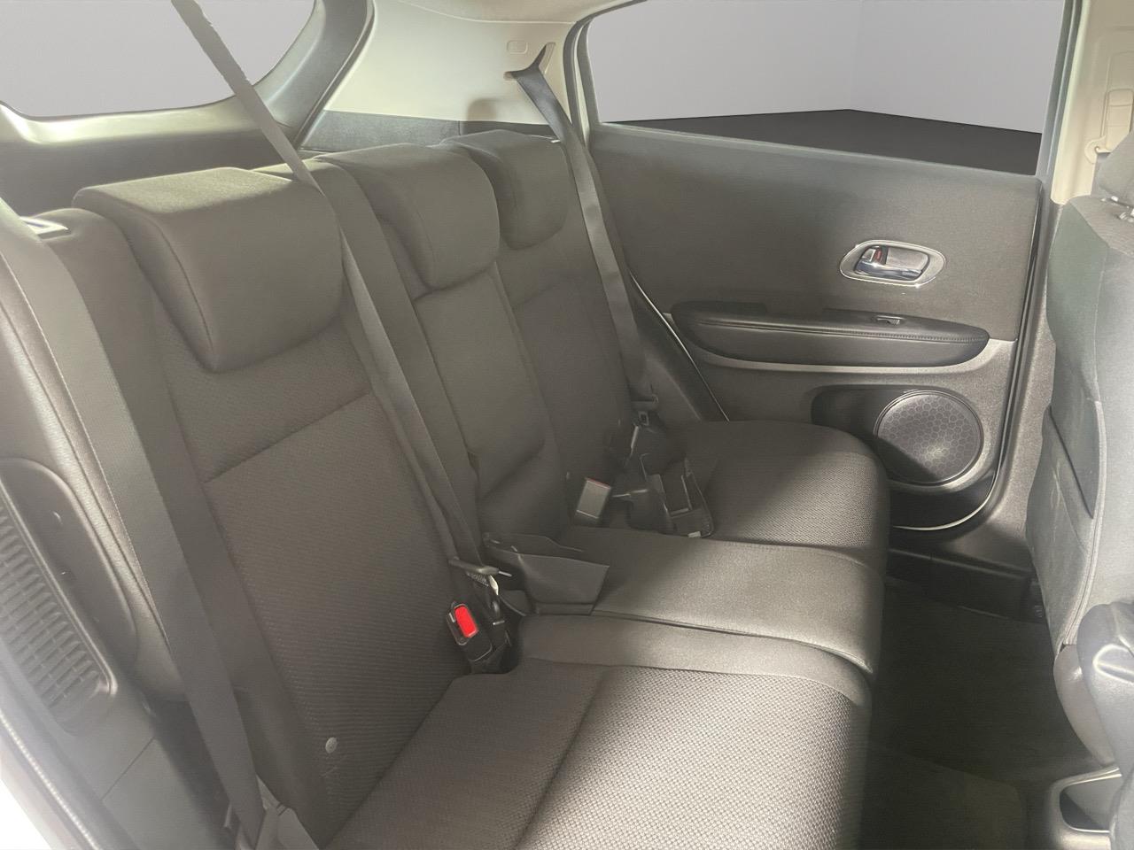 2014 Honda Vezel HYBIRID X RV/SUV REVERSING CAMERA + PADDLE SHIFT + PUSH START