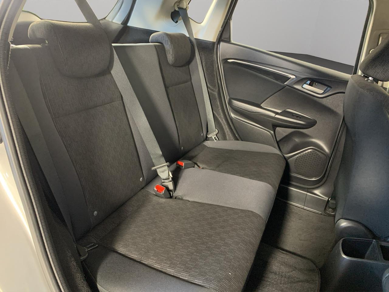 2014 Honda Fit Jazz New Shape Hatchback LOW KMS + SMART KEYS