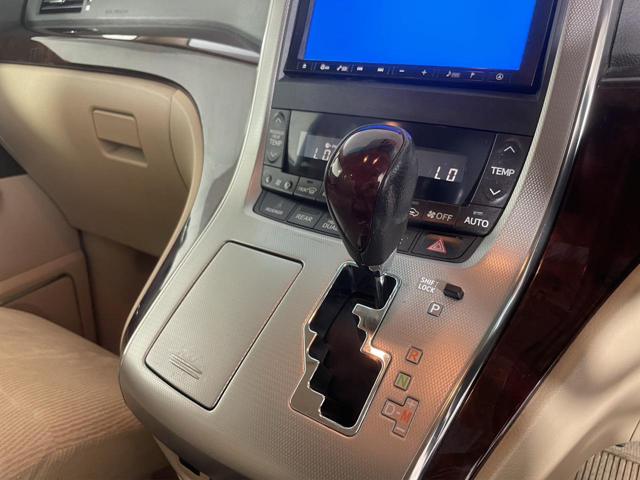 2012 Toyota Vellfire 2.4X People Mover ELE8EATER+ ELECTRIC SLIDING DOORS + REVERSING CAMERA