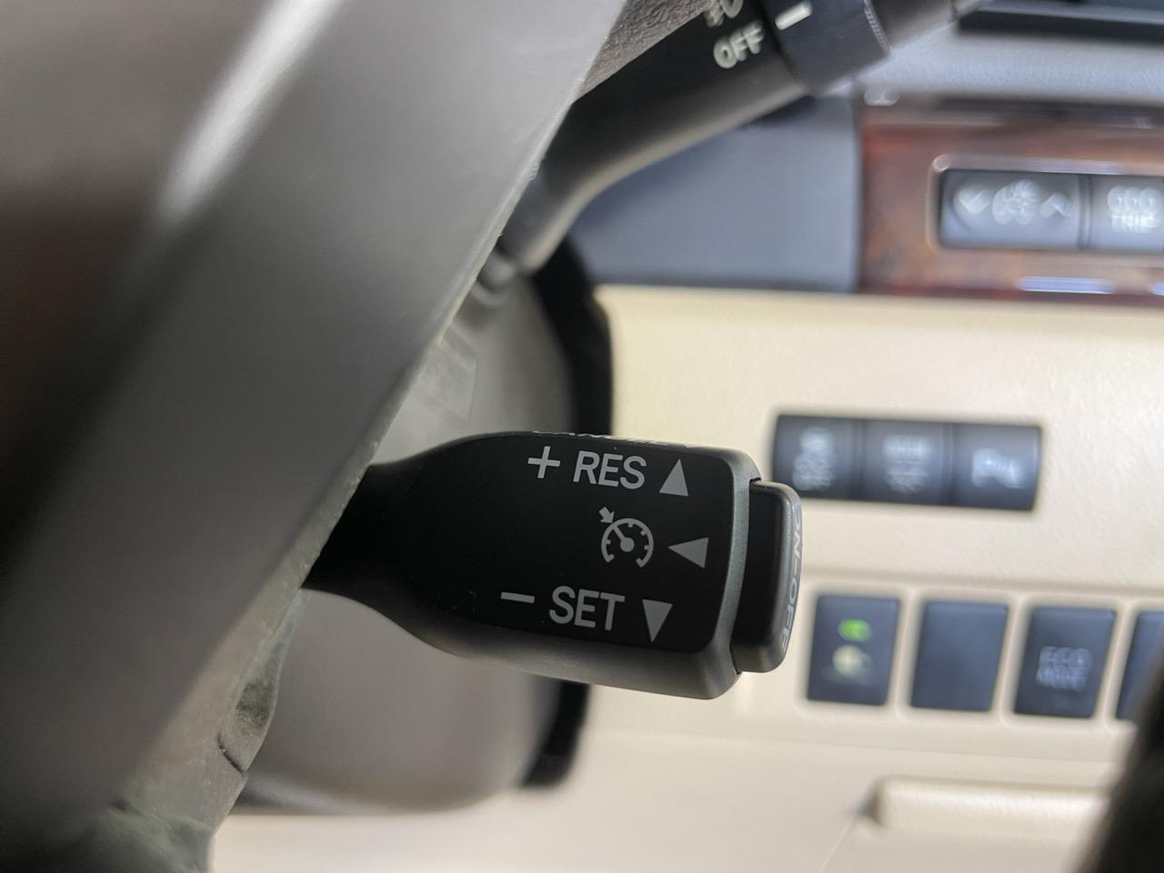 2012 Toyota Vellfire 2.4X People Mover ELE8EATER+ ELECTRIC SLIDING DOORS + REVERSING CAMERA