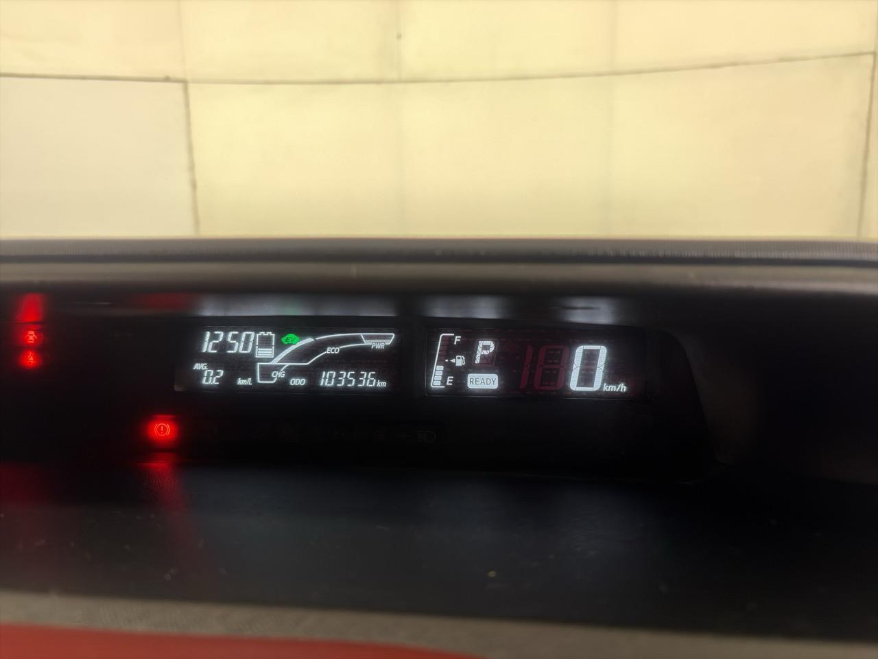 2015 Toyota Aqua S Hatchback REVESING CAMERA + PUSH SRART + AUTO LIGHTS