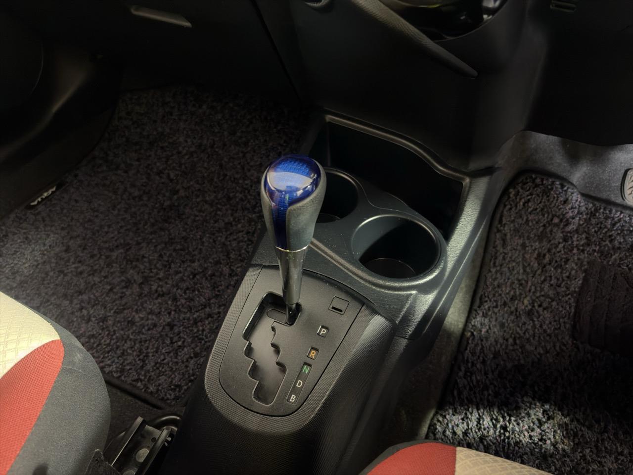 2015 Toyota Aqua S Hatchback REVESING CAMERA + PUSH SRART + AUTO LIGHTS