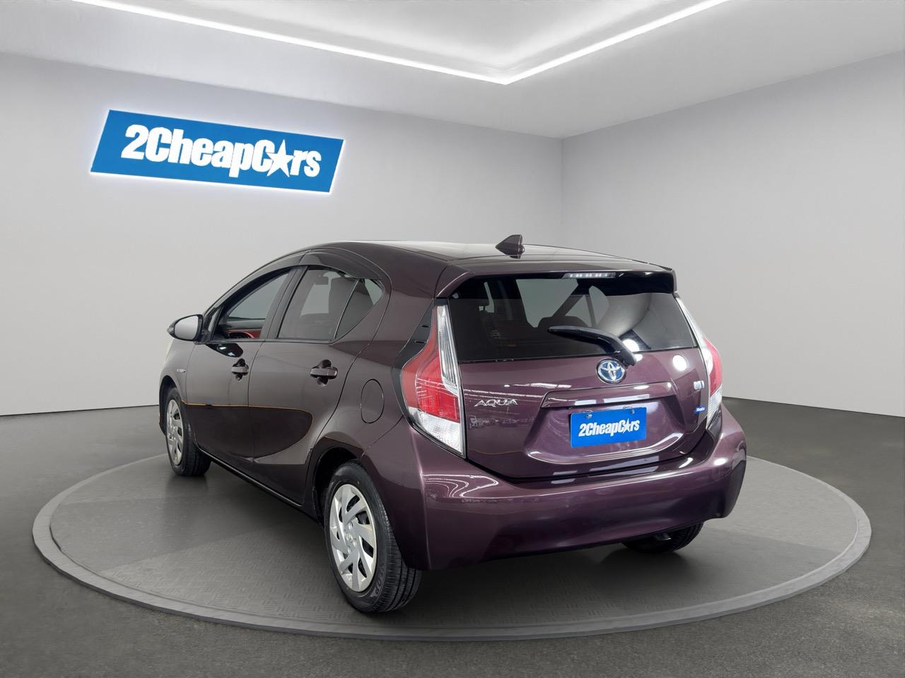 2015 Toyota Aqua S Hatchback REVESING CAMERA + PUSH SRART + AUTO LIGHTS