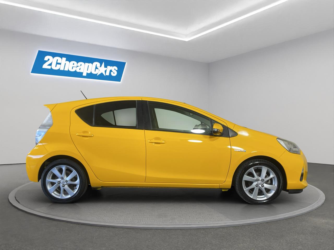 2013 Toyota Aqua S Hatchback HEATED SEATS + AUTO LIGHTS + PUSH START