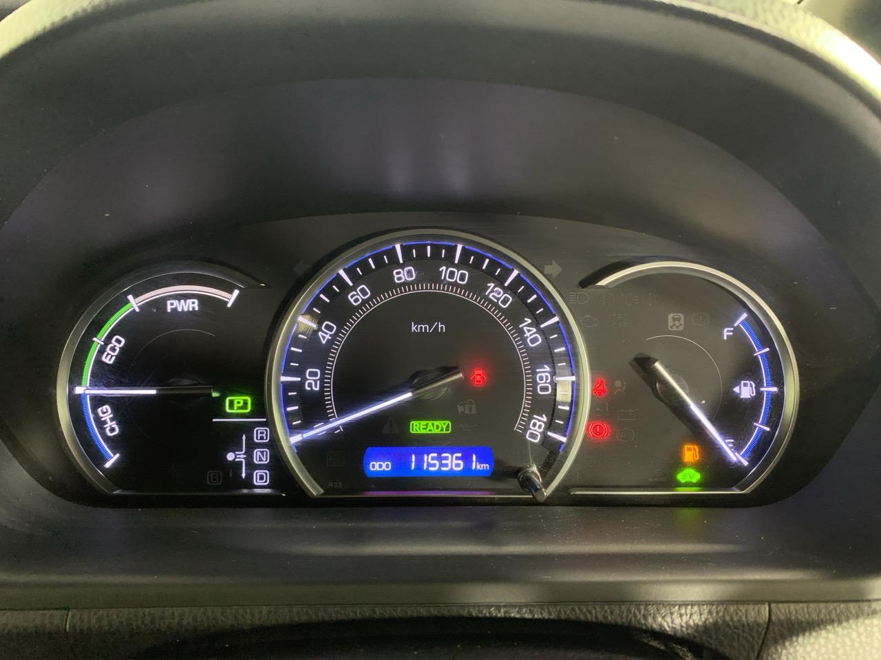 2015 Toyota Esquire Hybrid G People Mover POWER SLIDING DOOR + REVERSING CAMERA