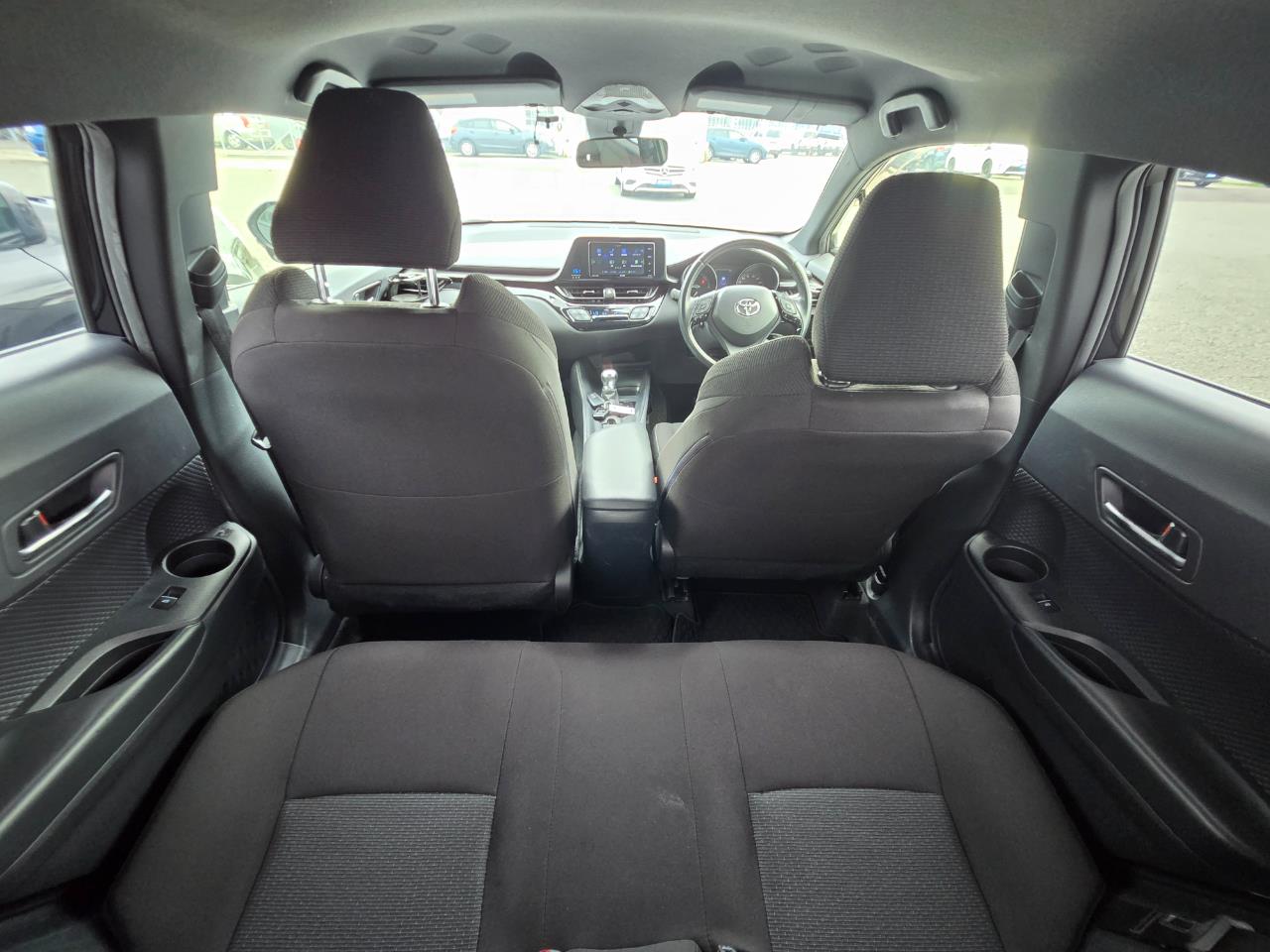 2017 Toyota C-HR S RV/SUV REVERSING CAMERA + CRUISE CONTROL + AUTO LIGHTS