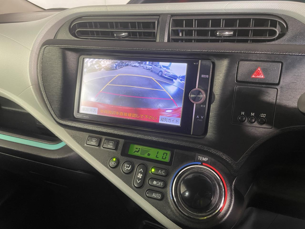 2013 Toyota Aqua S Hatchback REVERSING CAMERA + AUTO LIGHTS + PUSH BUTTON START