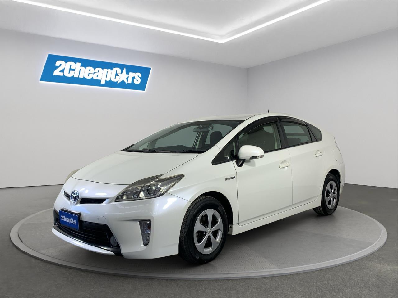 2014 Toyota Prius Hybird Hatchback
