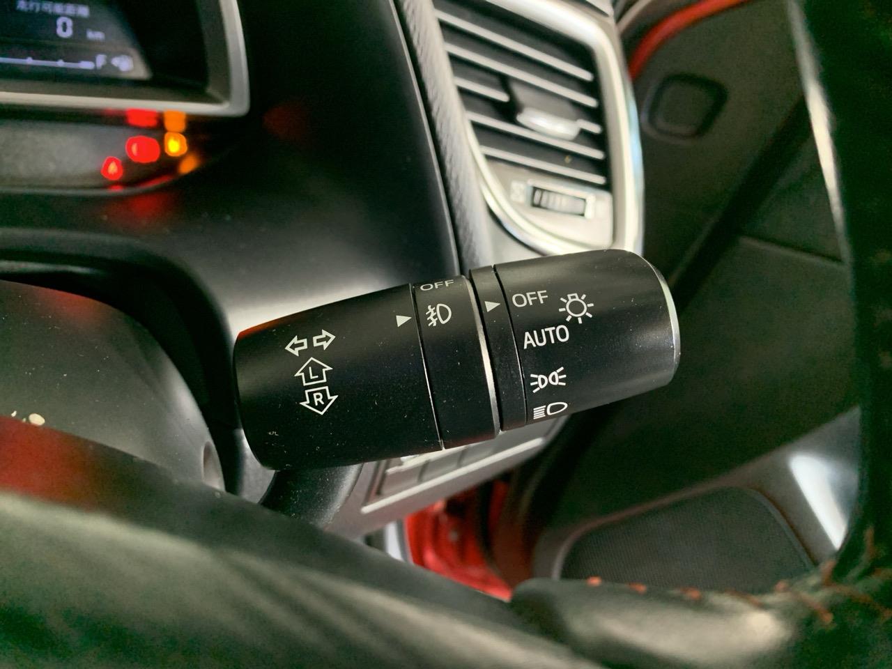 2014 Mazda AXELA SPORT 1.5 Hatchback REVESING CAMERA + PUSH SRART + AUTO LIGHTS