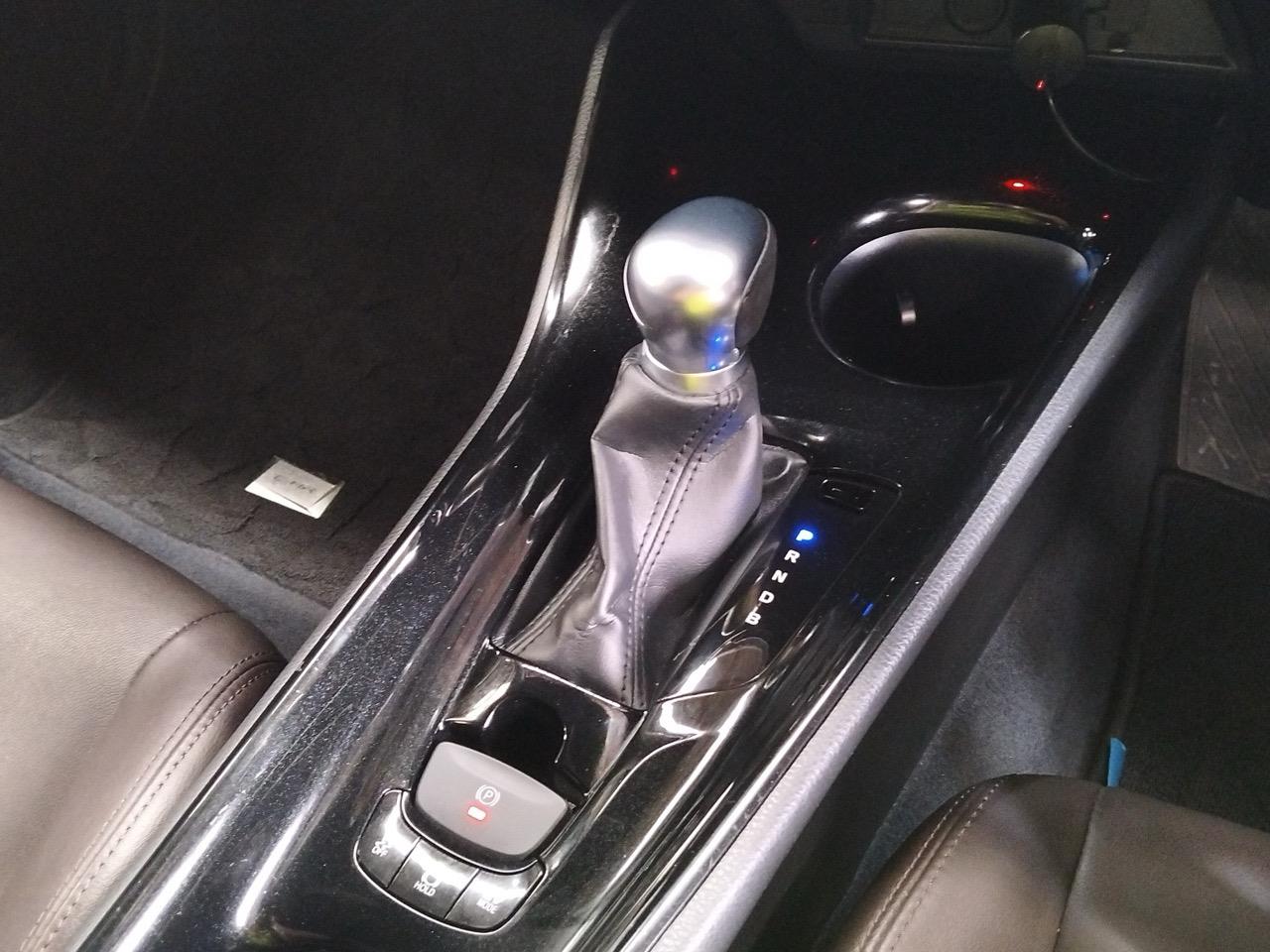 2018 Toyota C-HR G HYBRID RV/SUV CRUISE CONTROL + HEATED SEATS + REVERSING CAMERA