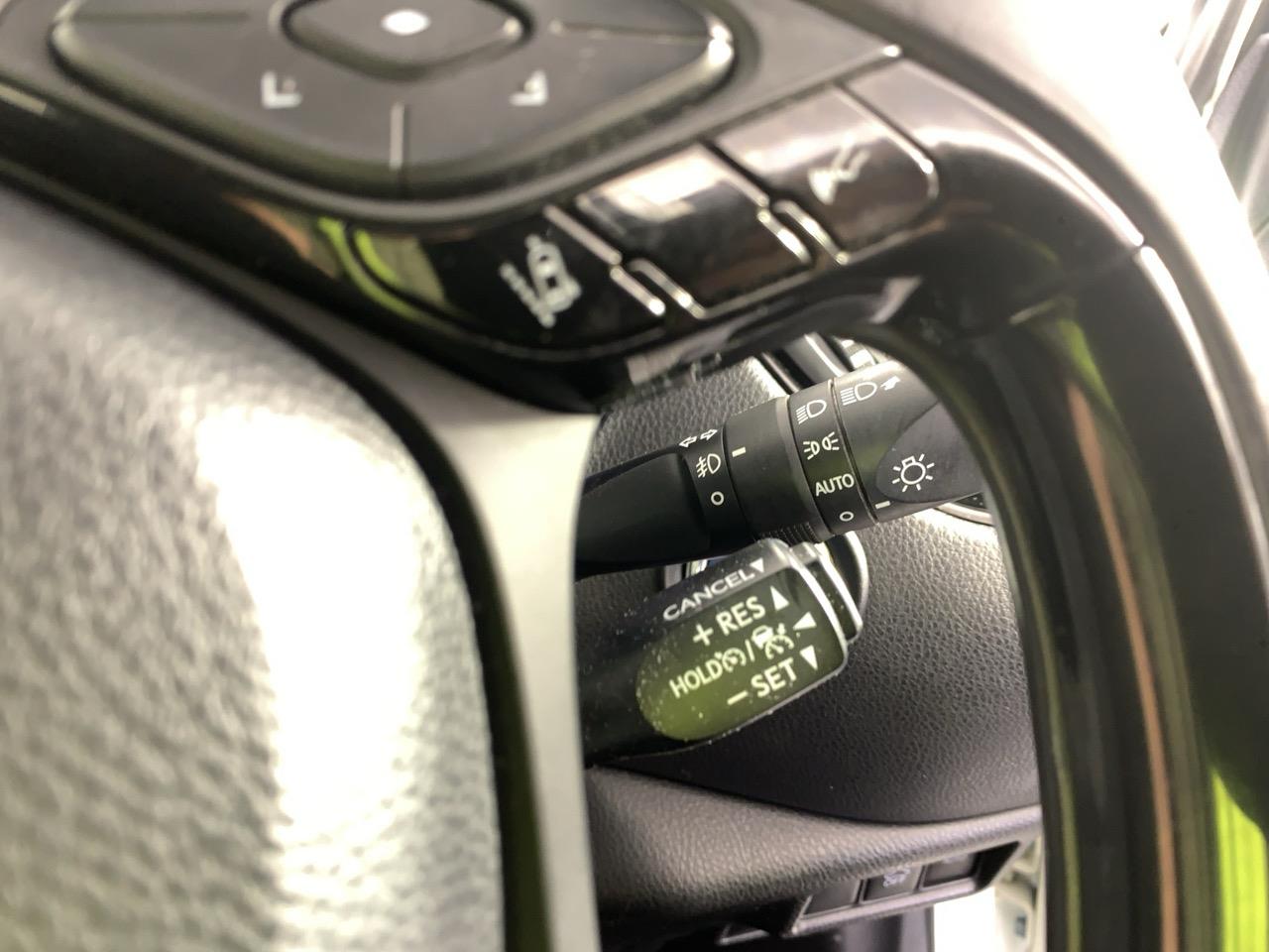 2018 Toyota C-HR G HYBRID RV/SUV CRUISE CONTROL + HEATED SEATS + REVERSING CAMERA