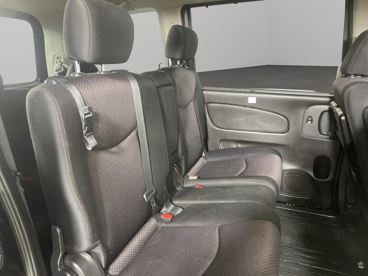 2013 Nissan Serena HIGH WAY STAR S-HV People Mover 360 DEGREE CAMERA + PARKING SENSORS 