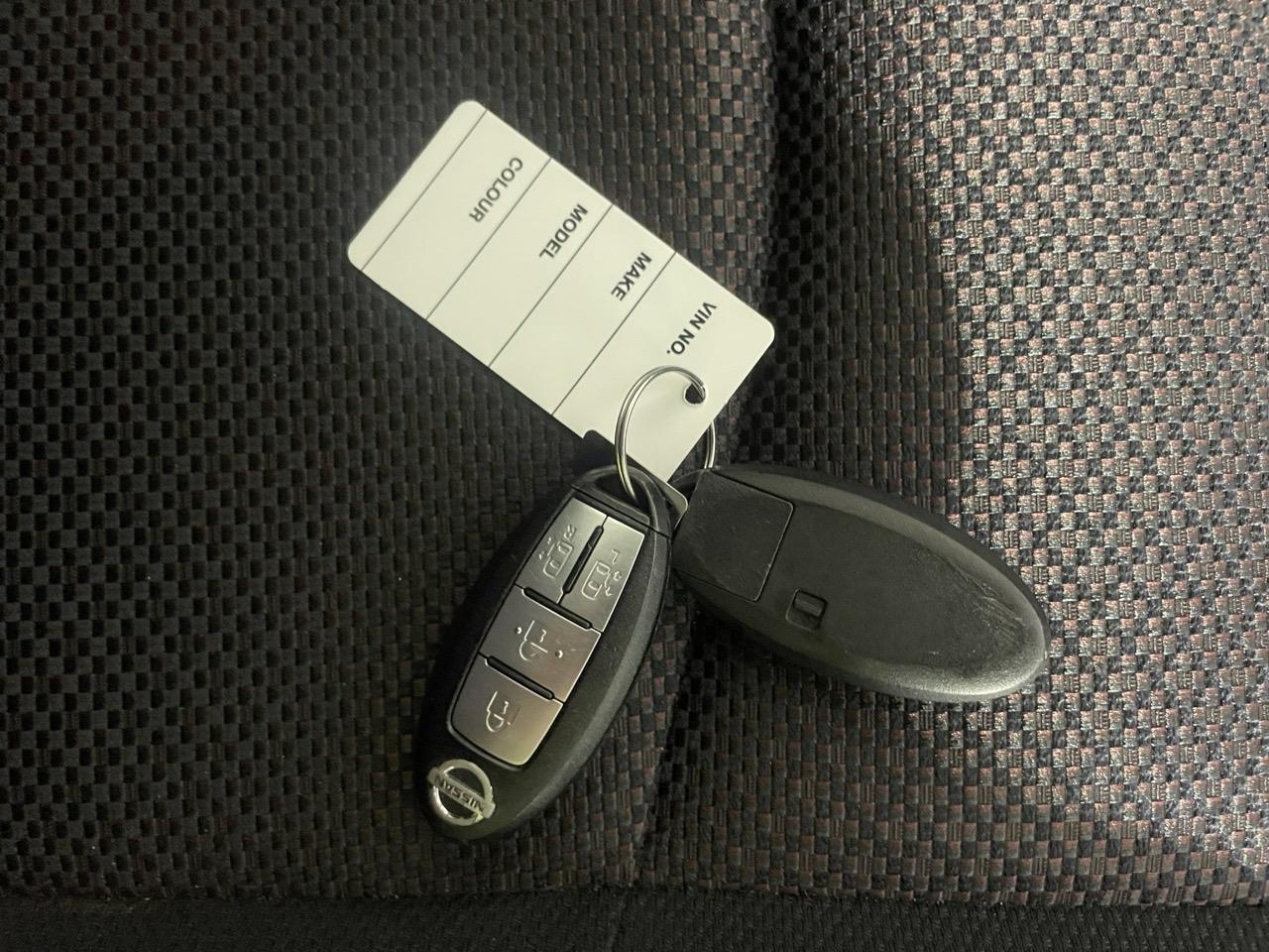 2013 Nissan Serena HIGH WAY STAR S-HV People Mover 360 DEGREE CAMERA + PARKING SENSORS 