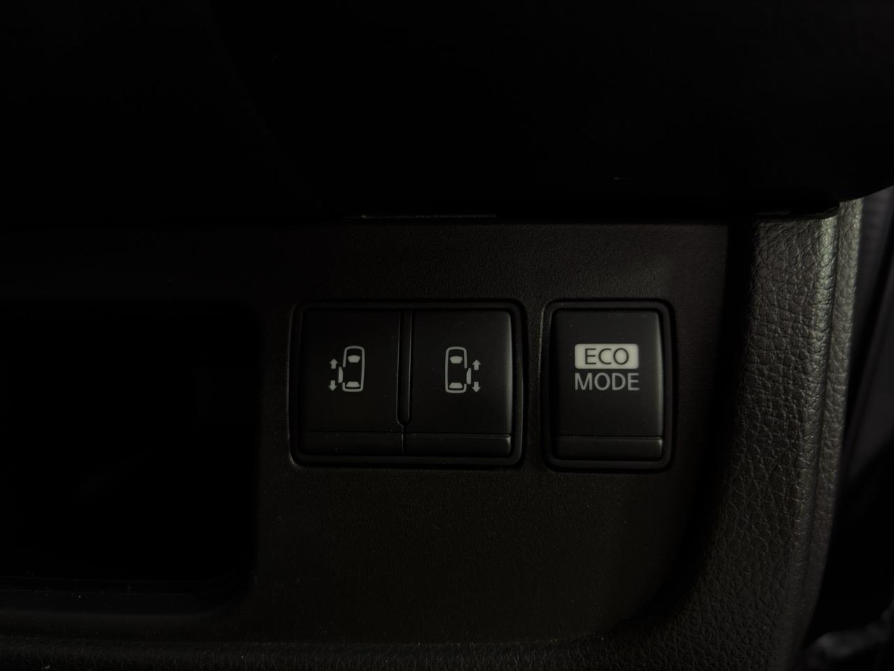 2012 Nissan Serena HGHWAY STAR HYBRID People Mover POWER SLIDING DOOR + CRUISE CONTROL + AUTO LIGHTS