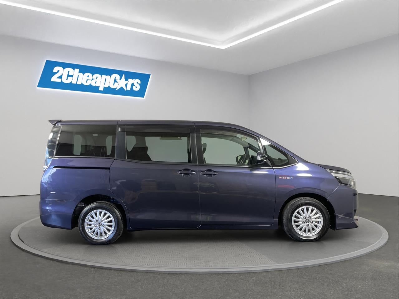 2014 Toyota Voxy Hybrid People Mover ELECTRIC SLIDING DOORS + REVERSING CAMERA