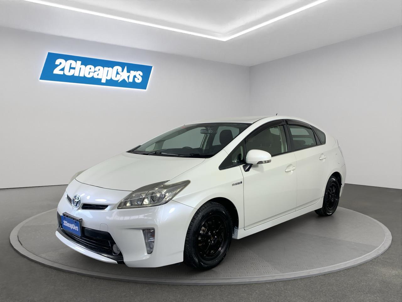2014 Toyota Prius G Hatchback
