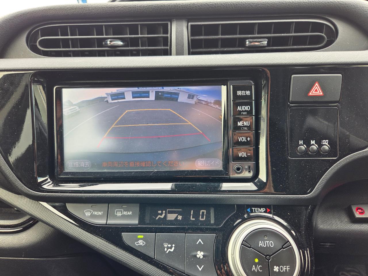 2016 Toyota Aqua FACELIFT MODEL Hatchback PUSH BUTTON START + AUTO LIGHTS + REVERSING CAMERA