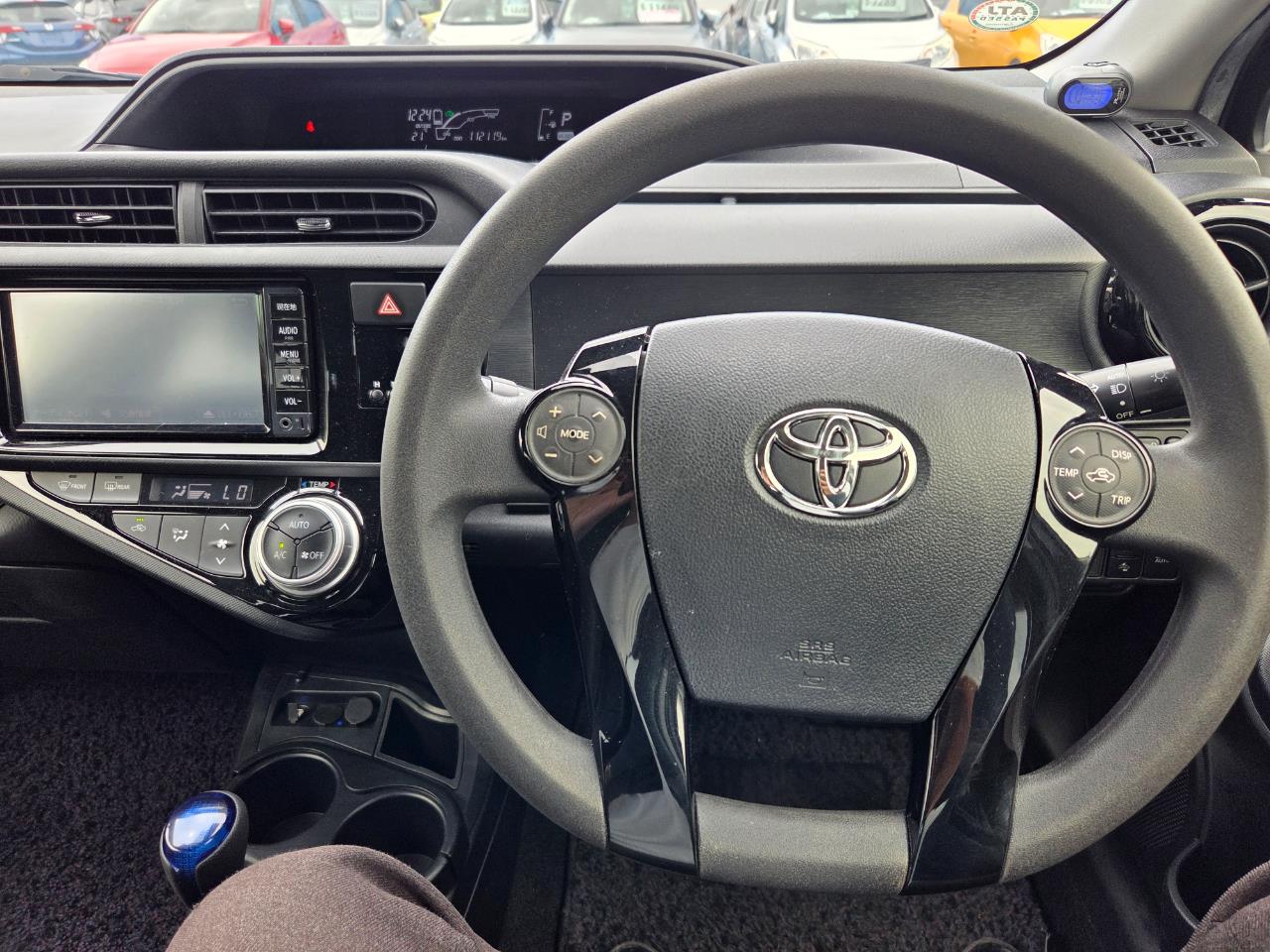 2016 Toyota Aqua FACELIFT MODEL Hatchback PUSH BUTTON START + AUTO LIGHTS + REVERSING CAMERA