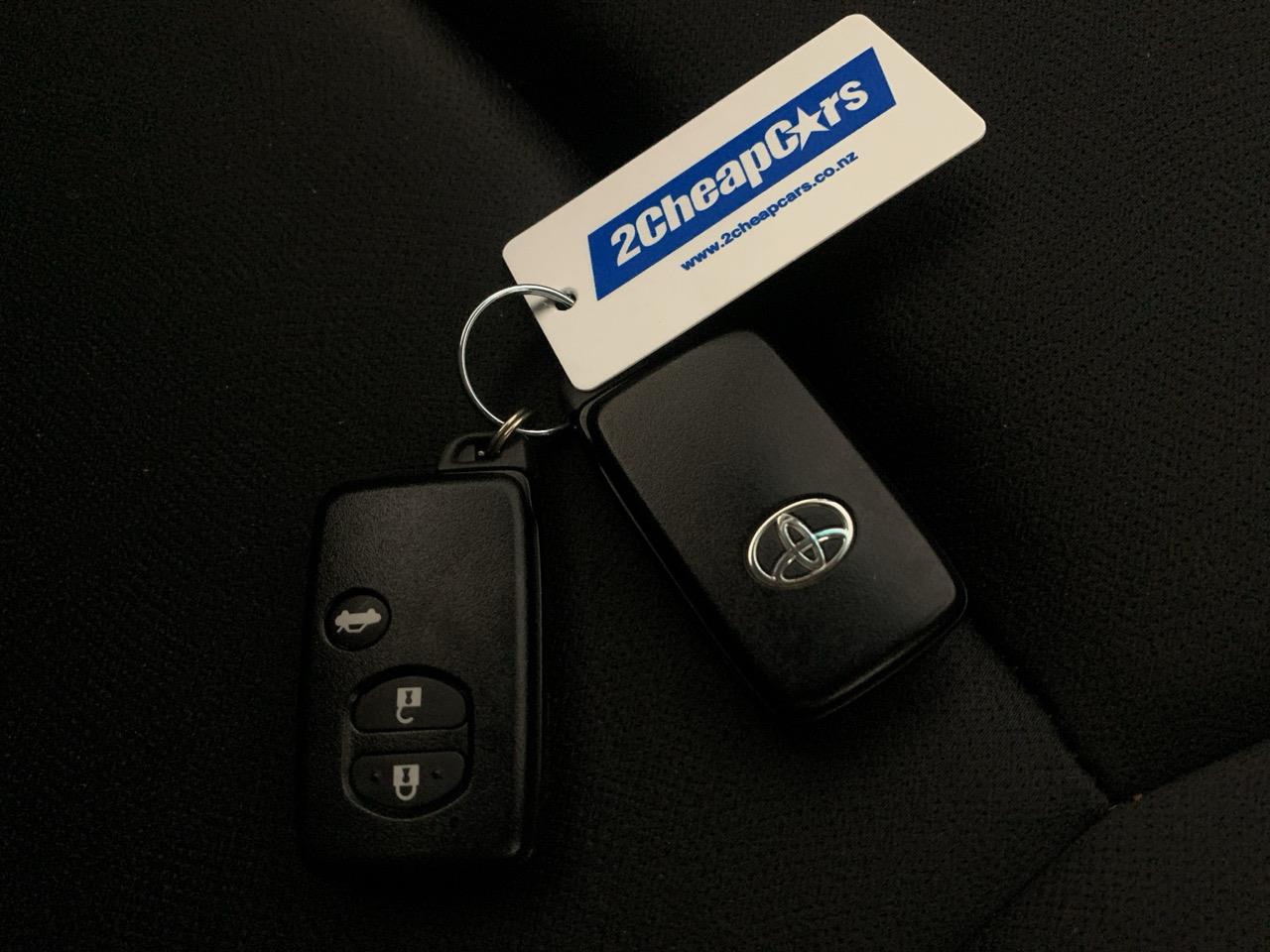 2013 Toyota SAI G Touring Selection Sedan LOW KMS + CRUISE CONTROL + POWER ADJUSTMENT SEATS