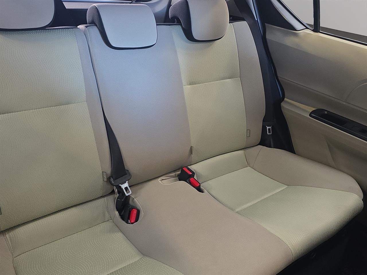 2014 Toyota Aqua G Hatchback SMART KEY + REVERSING CAMERA