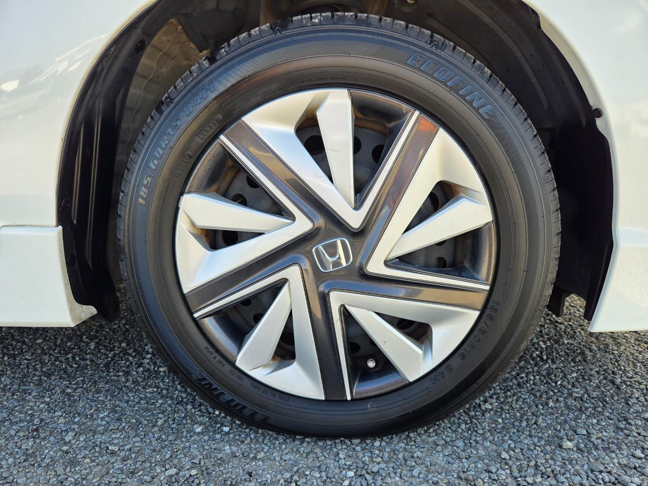 2018 Honda Fit Jazz Shuttle Hybrid New Shape Station Wagon CRUISE CONTROL + HONDA SENSING