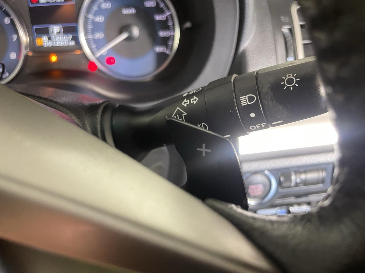 2015 Subaru Impreza G4 1.6 Sedan REVERSING CAMERA + PUSH START + PADDLE SHIFT