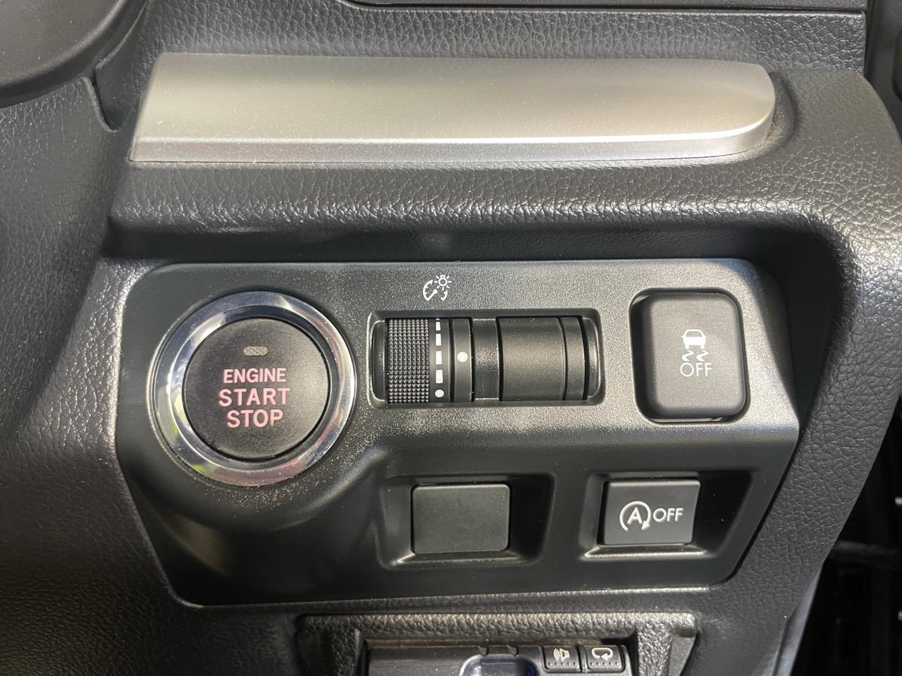 2015 Subaru Impreza G4 1.6 Sedan REVERSING CAMERA + PUSH START + PADDLE SHIFT