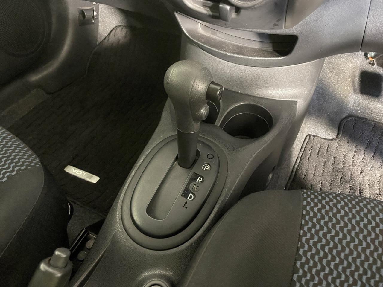 2015 Nissan Note X Hatchback LOW KM + AUTO LIGHTS + PUSH START