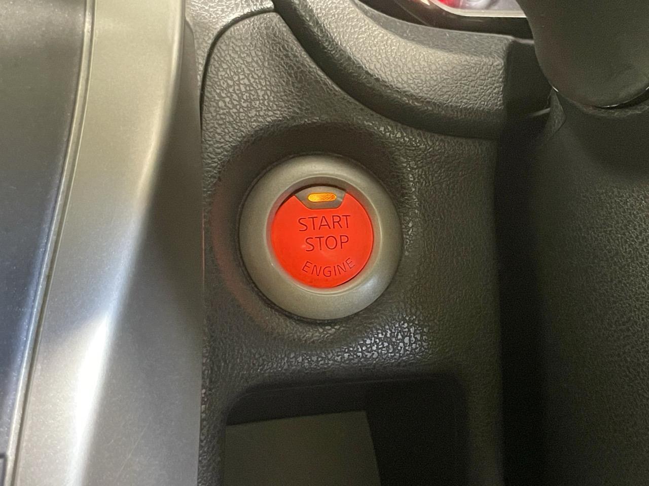 2015 Nissan Note X Hatchback LOW KM + AUTO LIGHTS + PUSH START