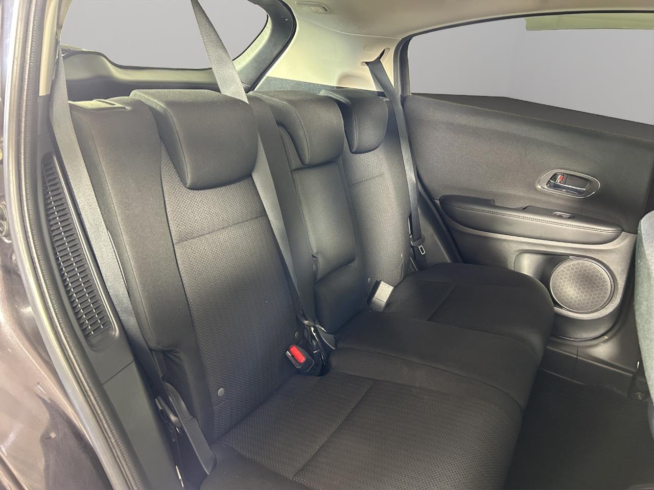 2015 Honda Vezel HYBRID X RV/SUV REVERSING CAMERA + CRUISE CONTROL + PADDLE SHIFT