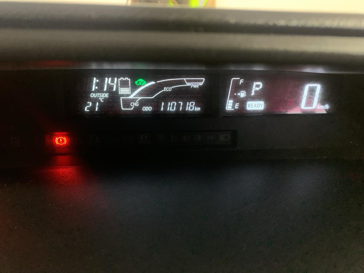 2015 Toyota Aqua Facelift Model S Hatchback HEATED SEATS + PUSH BUTTON START