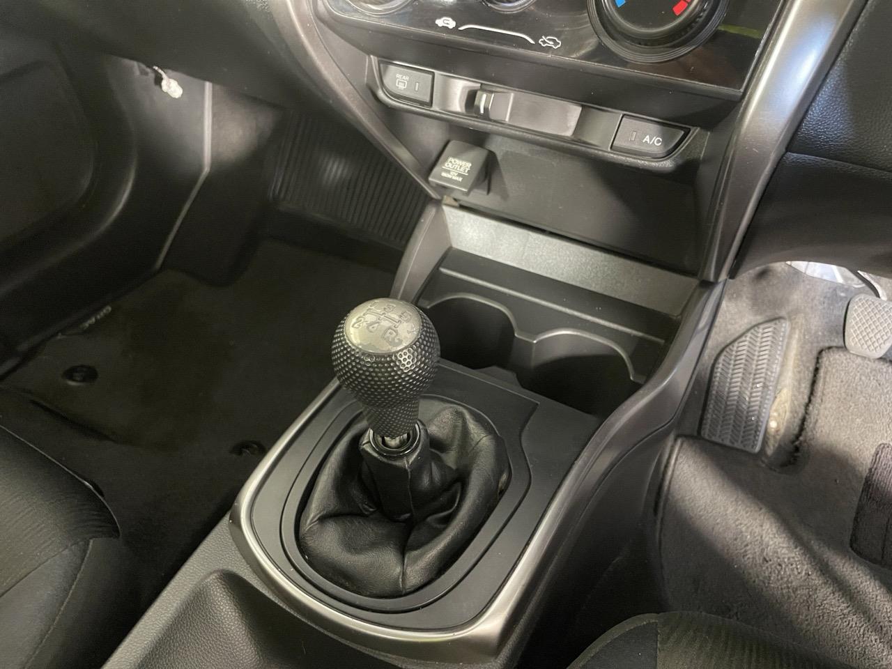 2017 Honda Grace EX Sedan GREAT SPACE + GREAT FUEL EFFICIENCY